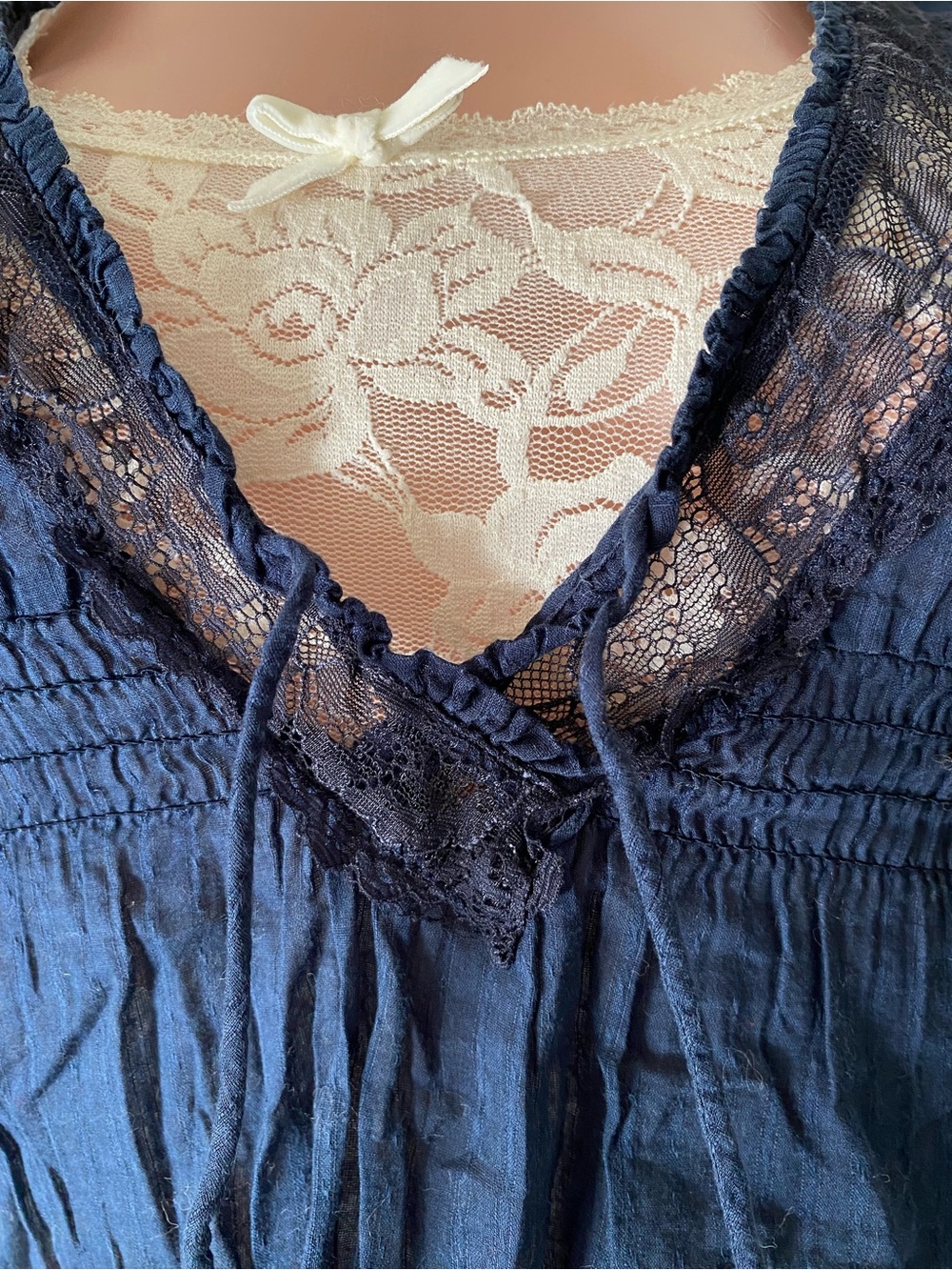 Y2k Abercrombie rare blue lace top